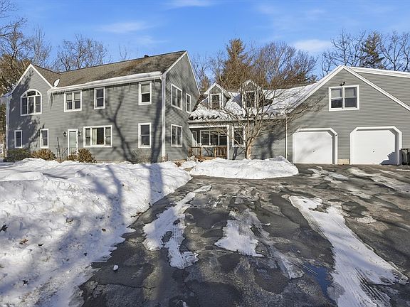 2nd image of 15 Gilson Rd