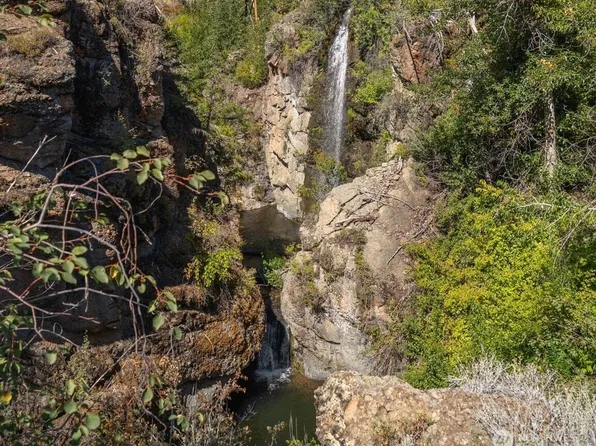 572 B W Chewuch Rd (Barron Blvd), Winthrop, WA 98862