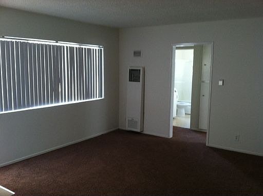 2nd image of 6806 Bellingham Ave APT 3