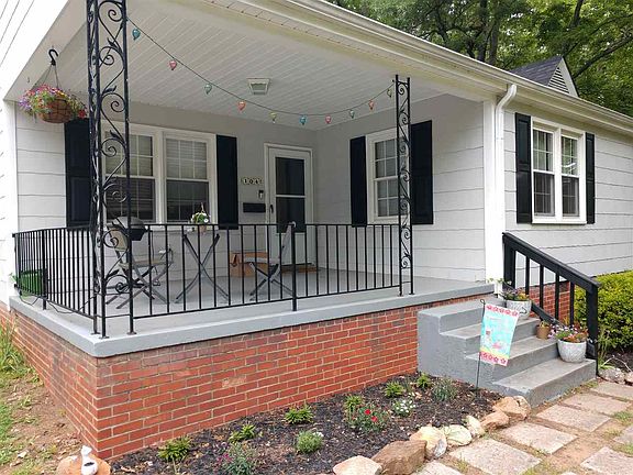 2nd image of 104 Lakeview Dr