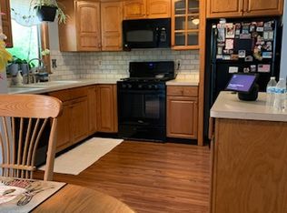 18 Harvest Way UNIT B, Waterford, NY 12188