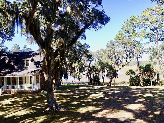 2nd image of 8 Inwood Plantation Dr