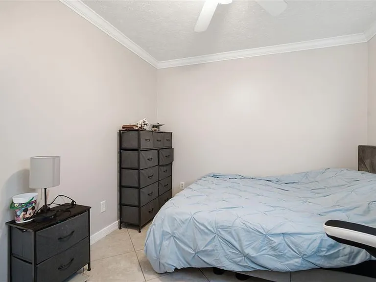 7403 Providence Rd — Photo 33