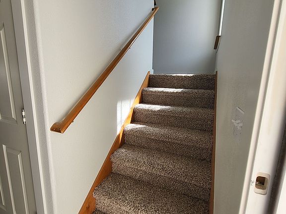 3rd image of 1416 S Skyline Dr
