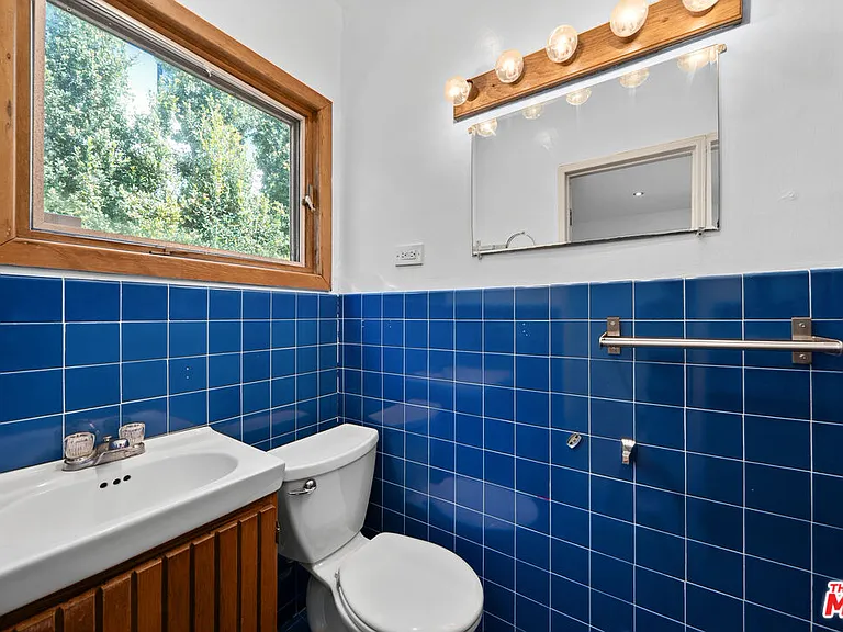 2569 Patricia Ave — Photo 31