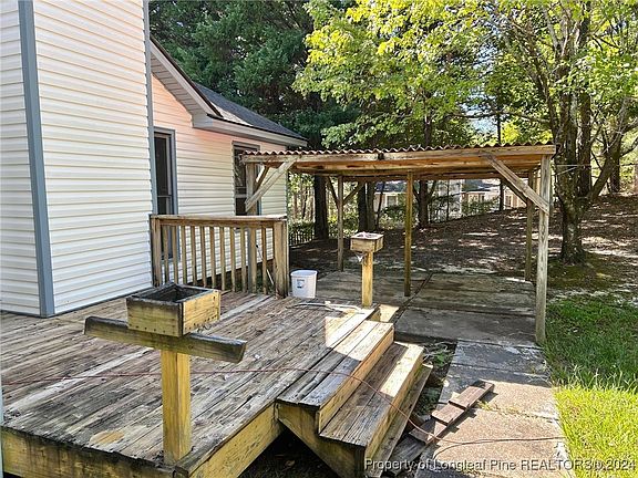 4th image of 3286 Florida Dr