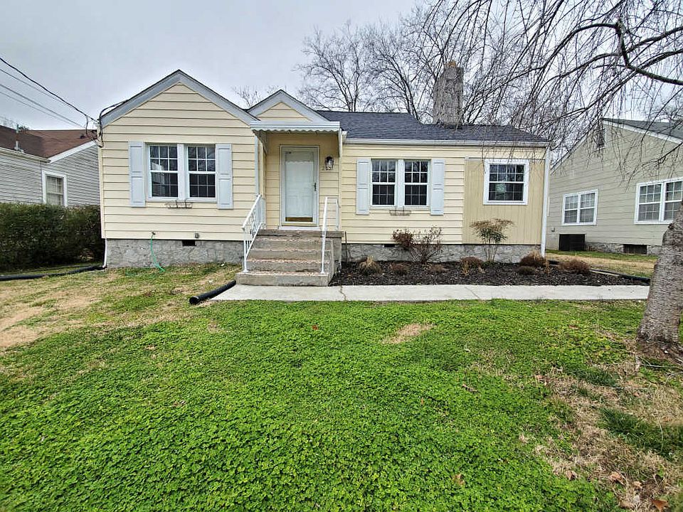 1st image of 203 N Howell Ave