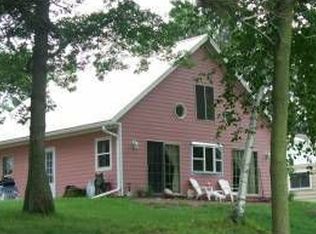 872 Magnor Lake Ln, Clayton, WI 54004