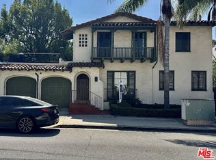 8210 Willoughby Ave, Los Angeles, CA 90046