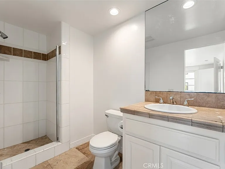 2830 2nd Ave — Photo 30