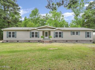 552 Colonial Landing Rd SE, Bolivia, NC 28422
