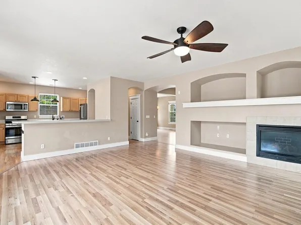 1938 Piney River Dr, Loveland, CO 80538