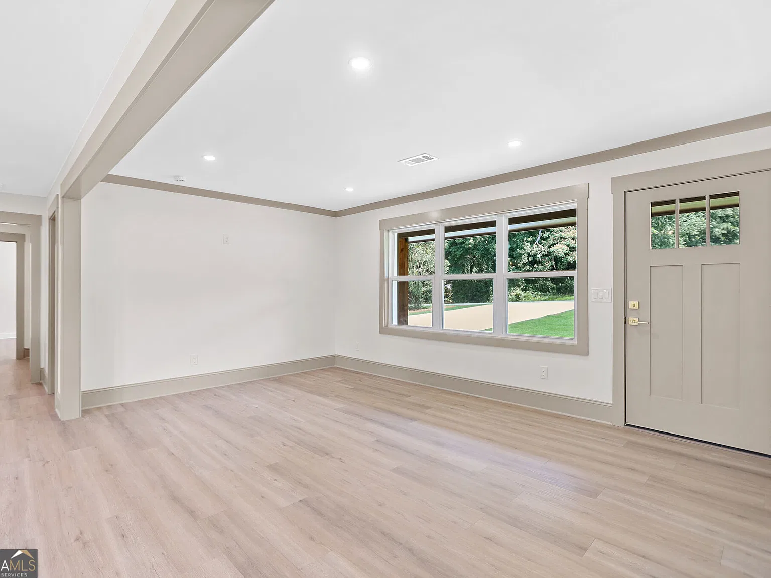 4 bed, 3.0 bath, 1752 sqft, $3,000 — Photo 4