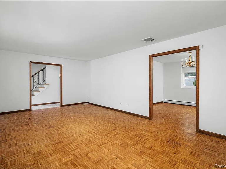 7 Shaw Ln — Photo 5