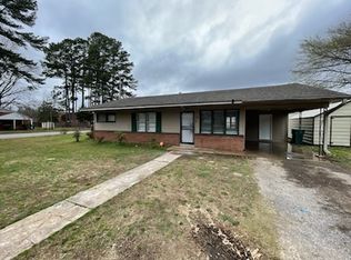 45 Locust Ln, Jackson, TN 38301