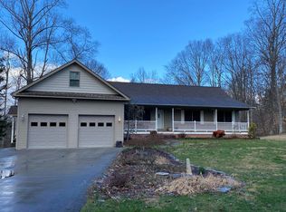 104 Jackson St, Harrogate, TN 37752