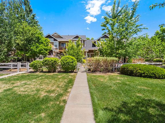 2nd image of 137 Bayside Cir