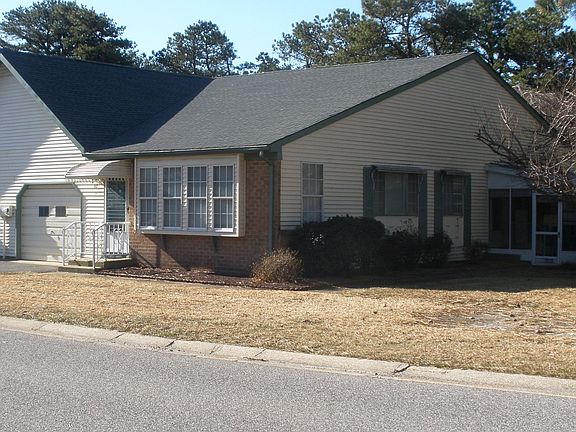 3rd image of 5B Penwood Dr #54A