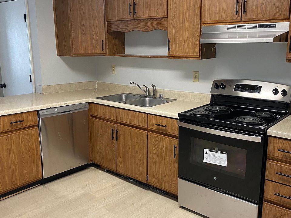 1st image of 255 Centennial Dr #2B
