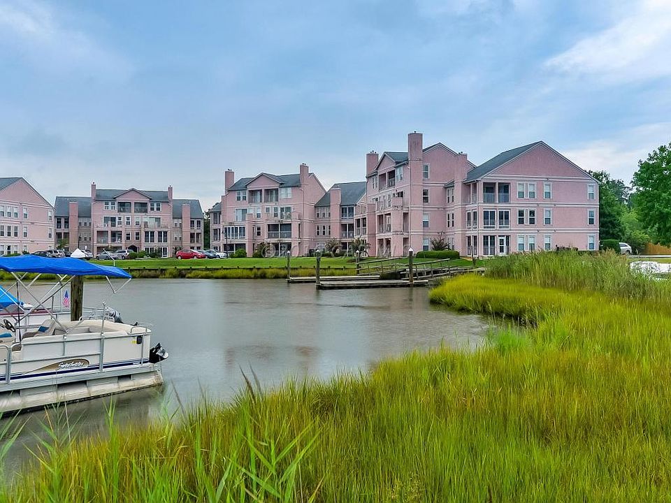 1st image of 7406 Yacht Club Dr #13202