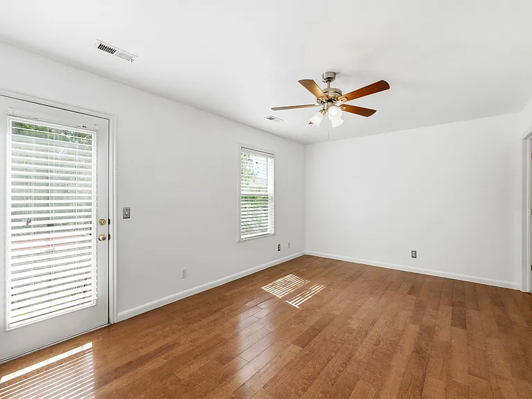 622 N Royal Troon Way — Photo 12