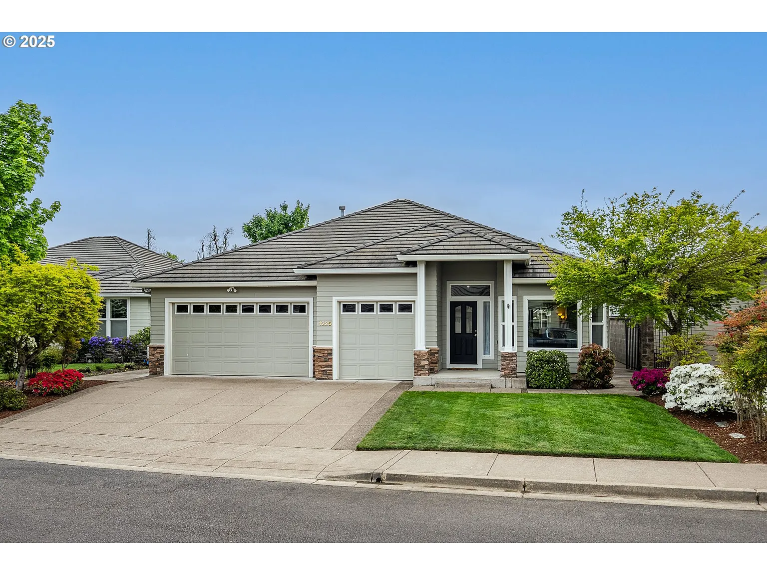 1225 Spyglass Ct photo 1