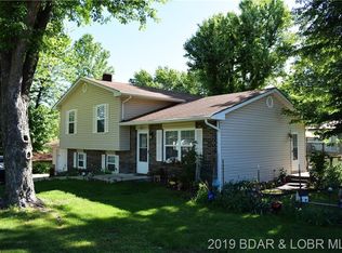 602 N Tedmark Ave, Eldon, MO 65026