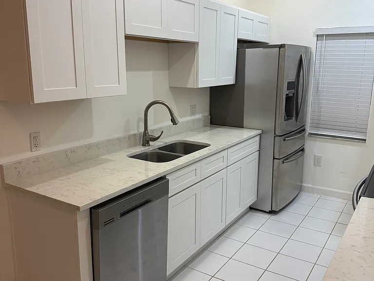 11613 Goodwyck Dr — Photo 14