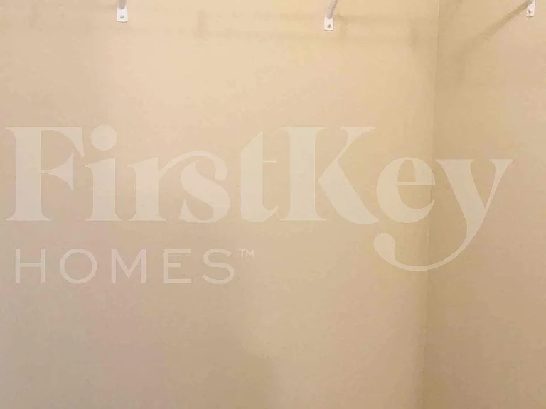 687 Bobolink Ct — Photo 16