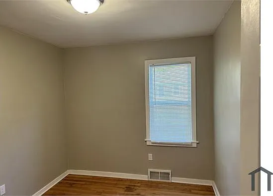 11527 Nottingham Rd — Photo 5