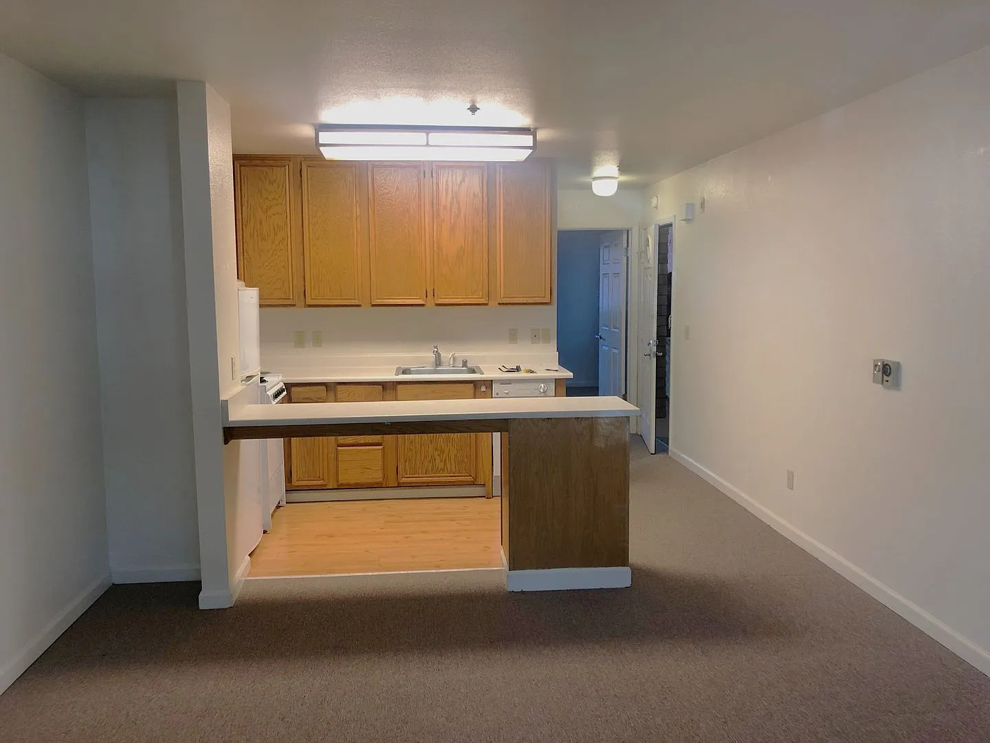 R13 — Photo 3