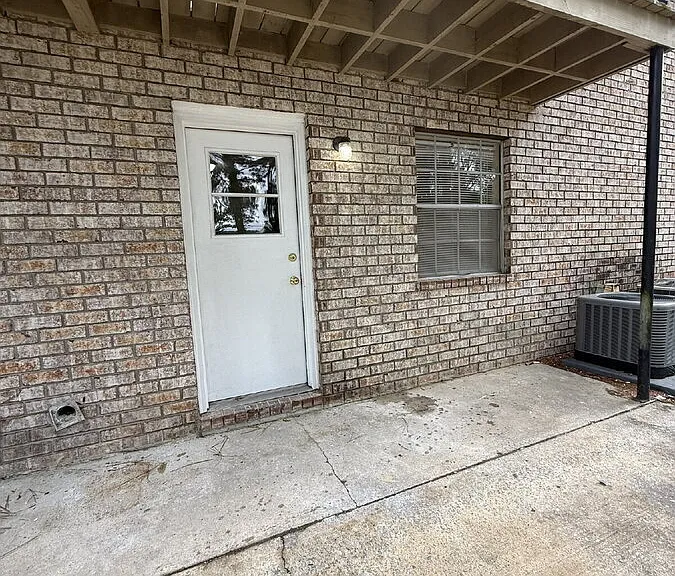 102 Woodhouse Ln #A — Photo 12