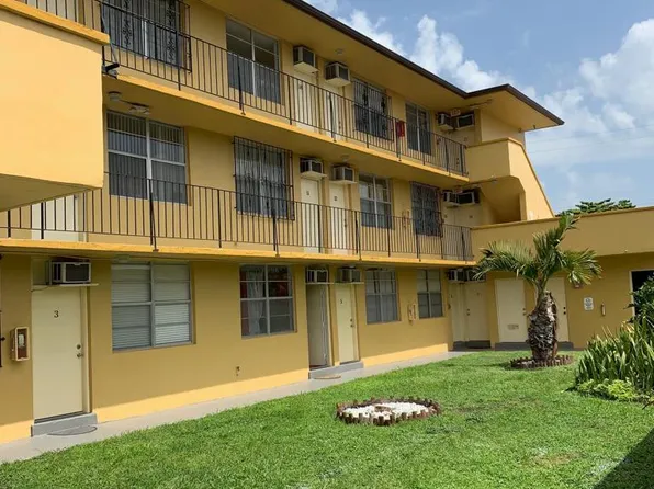 465-479 E 28th St, Hialeah, FL 33013