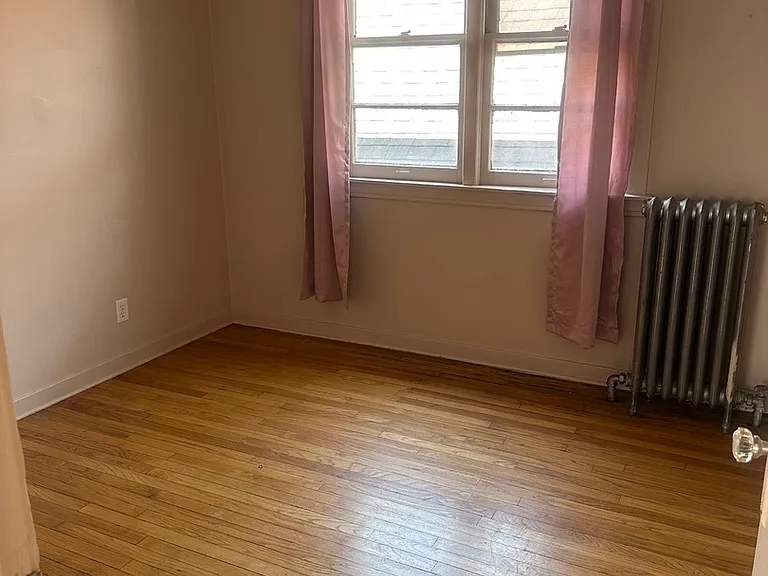 101 E 23rd St #2 — Photo 10