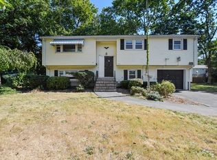 10 Crowley Dr, Randolph, MA 02368