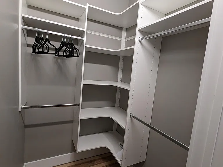 Walk in Closet