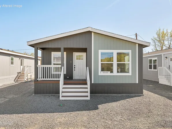 125 Fireman Row, Dayton, NV 89403