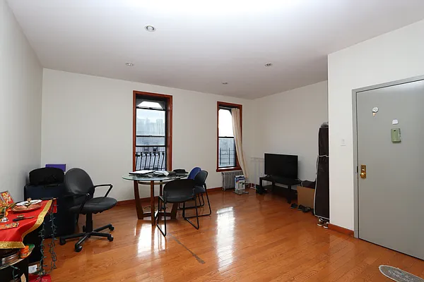 Rented by Nooklyn NYC LLC | media 2