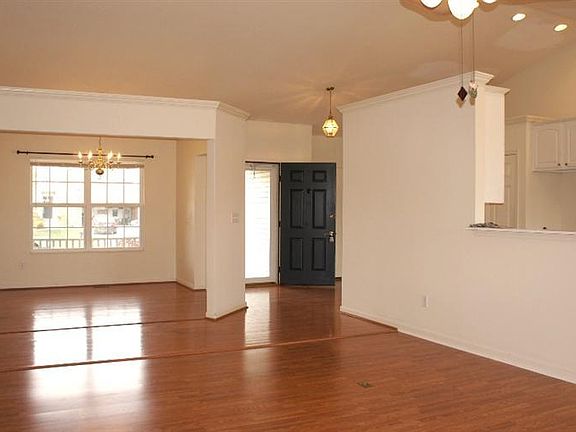 4th image of 5543 Sunrise View Cir