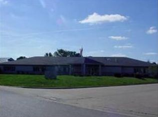 3700 E Lake Ctr, Quincy, IL 62305