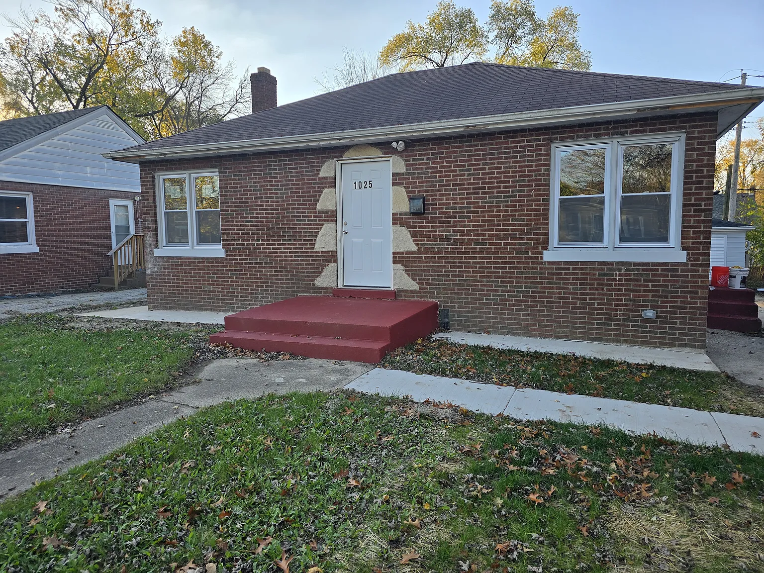 1025 E 43rd Ave photo 1