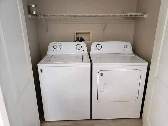 4th image of 8940 W Olive Ave Unit 4