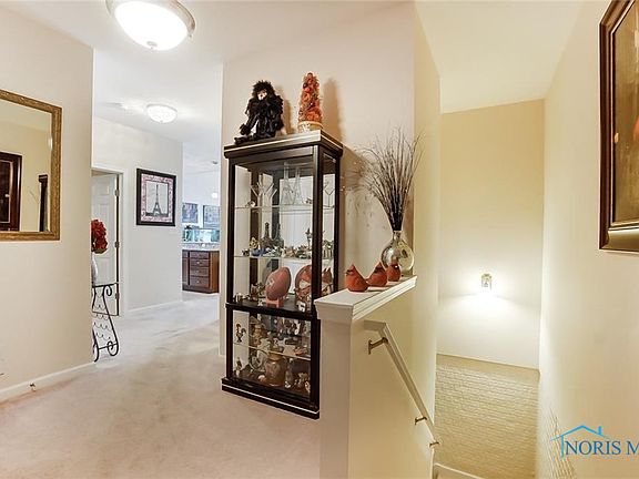 4th image of 10588 River Oak Dr