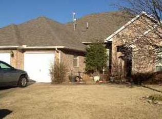 1800 Lancaster Dr, Edmond, OK 73012