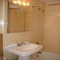 4th image of 435 E 83rd St