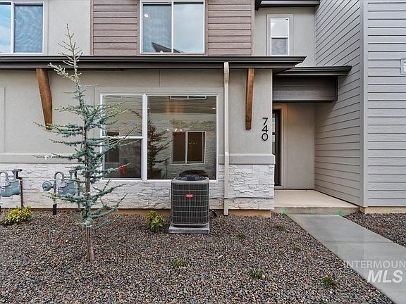 4th image of 752 S Calhoun Pl