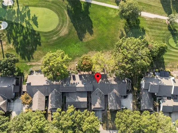 12768 Overbrook Rd, Leawood, KS 66209