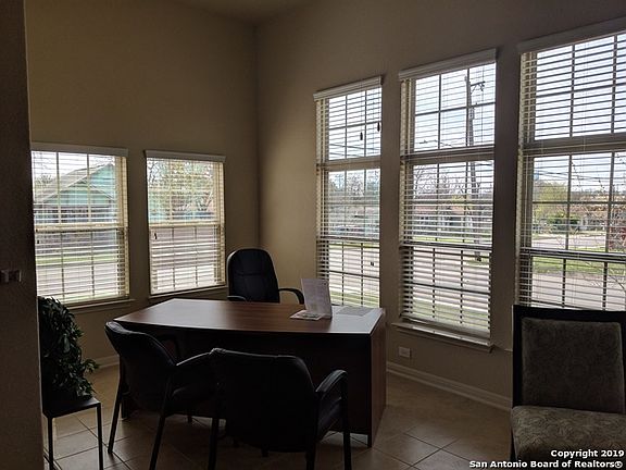 2nd image of 102 Villa Arboles