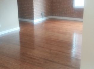 7750 S Essex Ave #202A, Chicago, IL 60649