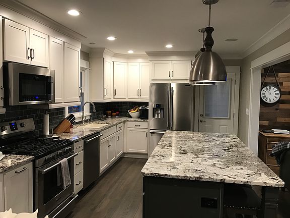 5th image of 633 Pasadena Dr